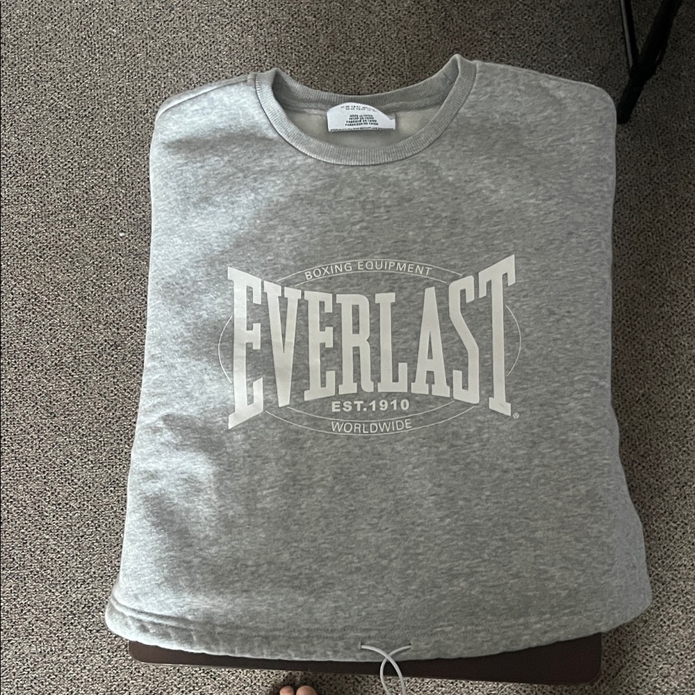 Forever 21 Gray Sweatshirt